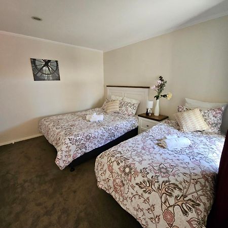 Little Gem In Papamoa Hotel Bagian luar foto